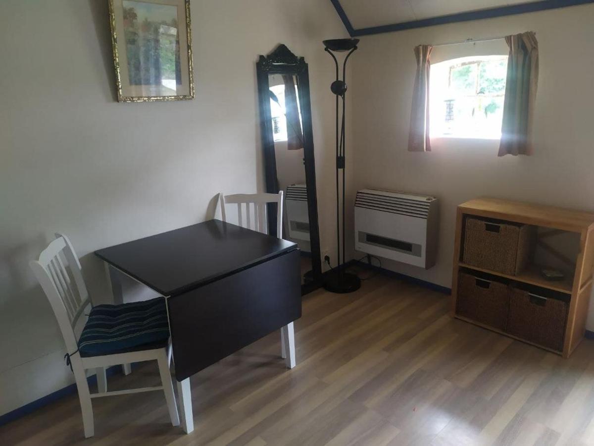 Appartement Logeerruimte In Gerenoveerde Boerderij In Wachtum Extérieur photo